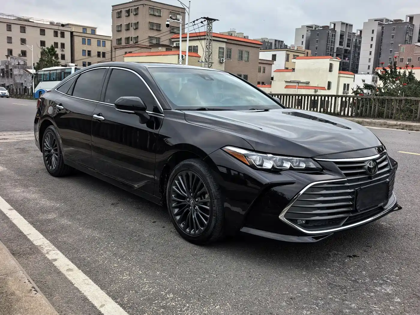 Toyota Avalon 2019 2.0L XLE Premium Edition (China VI) фото 3
