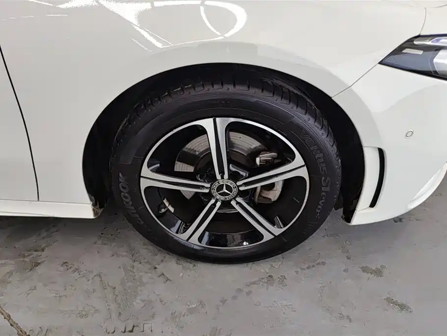 Mercedes-Benz A-Class 2022 Facelift III A 200 L Sport Sedan Fashion фото 6