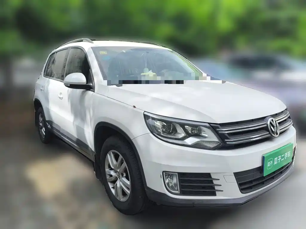 Volkswagen Tiguan 2015 1.8TSI Automatic 2WD Trendline фото 3