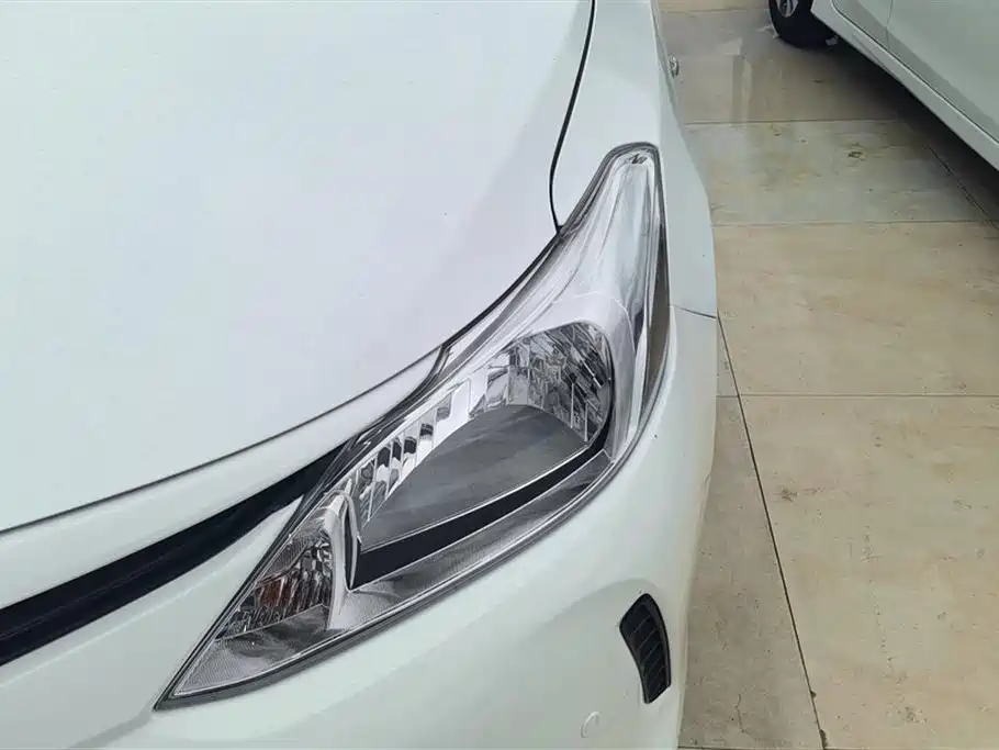 Toyota Vios 2017 1.5L Manual Pioneer фото 5