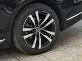 Фото 26 - Mercedes-Benz S-Class