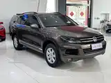 Фото 2 - Volkswagen Touareg