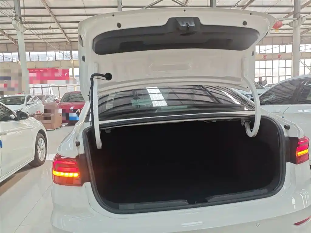 Volkswagen Lavida 2021 280TSI DSG Comfort Edition фото 19