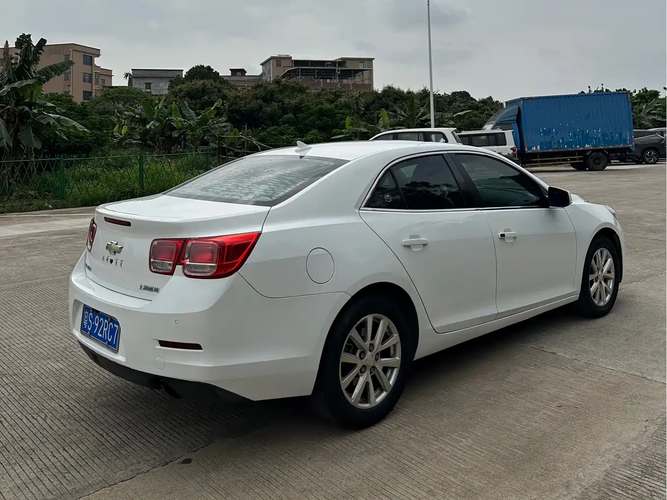 Chevrolet Malibu 2014 2.0L Automatic Luxury фото 9