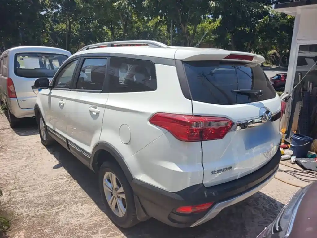 BAIC Huansu S3 2017 2016 S3L 1.5L Manual Premium