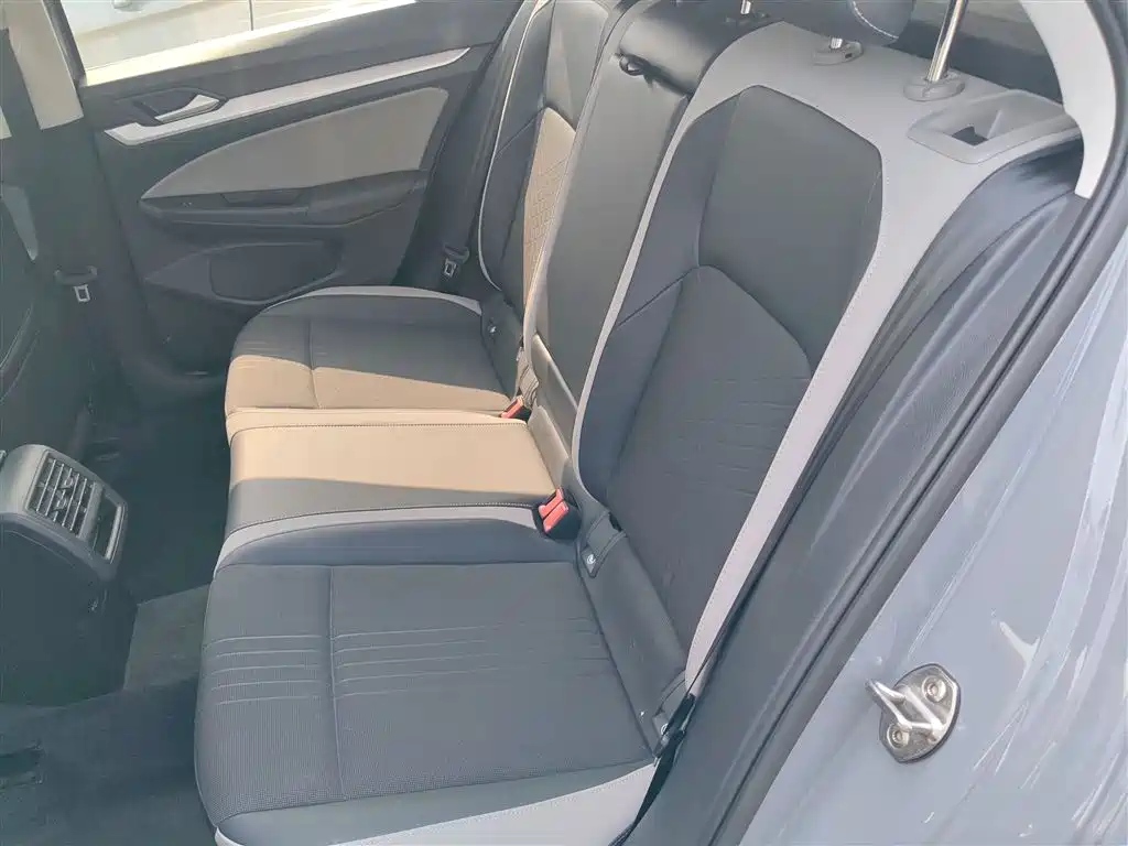 Volkswagen Golf 2021 280TSI DSG Pro фото 13