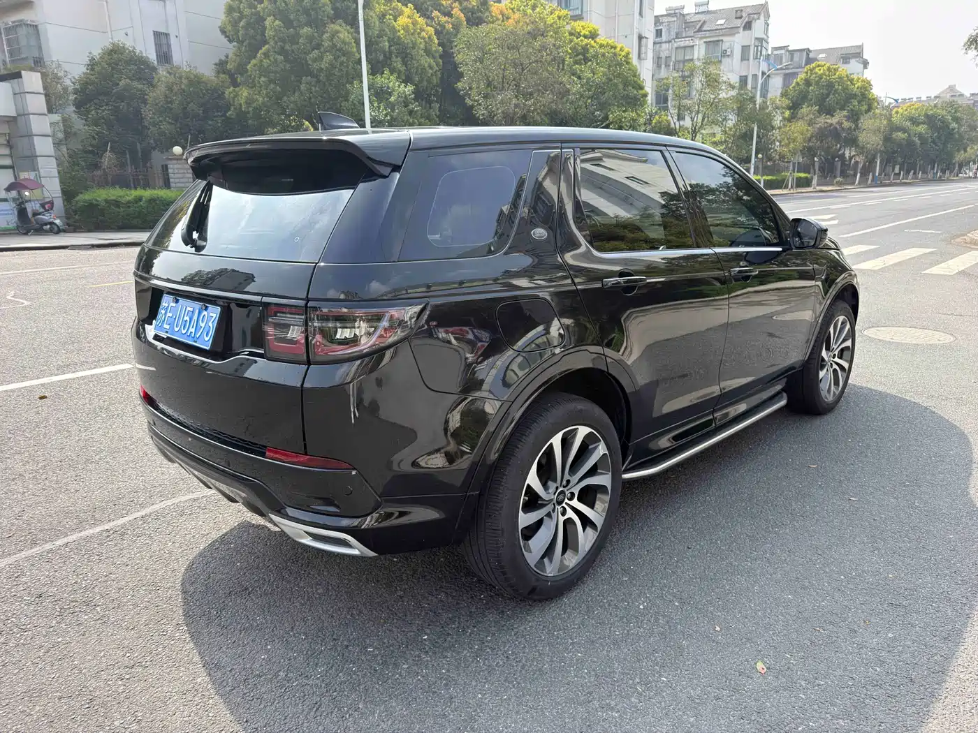 Land Rover Discovery Sport 2020 249PS R-Dynamic Performance фото 5