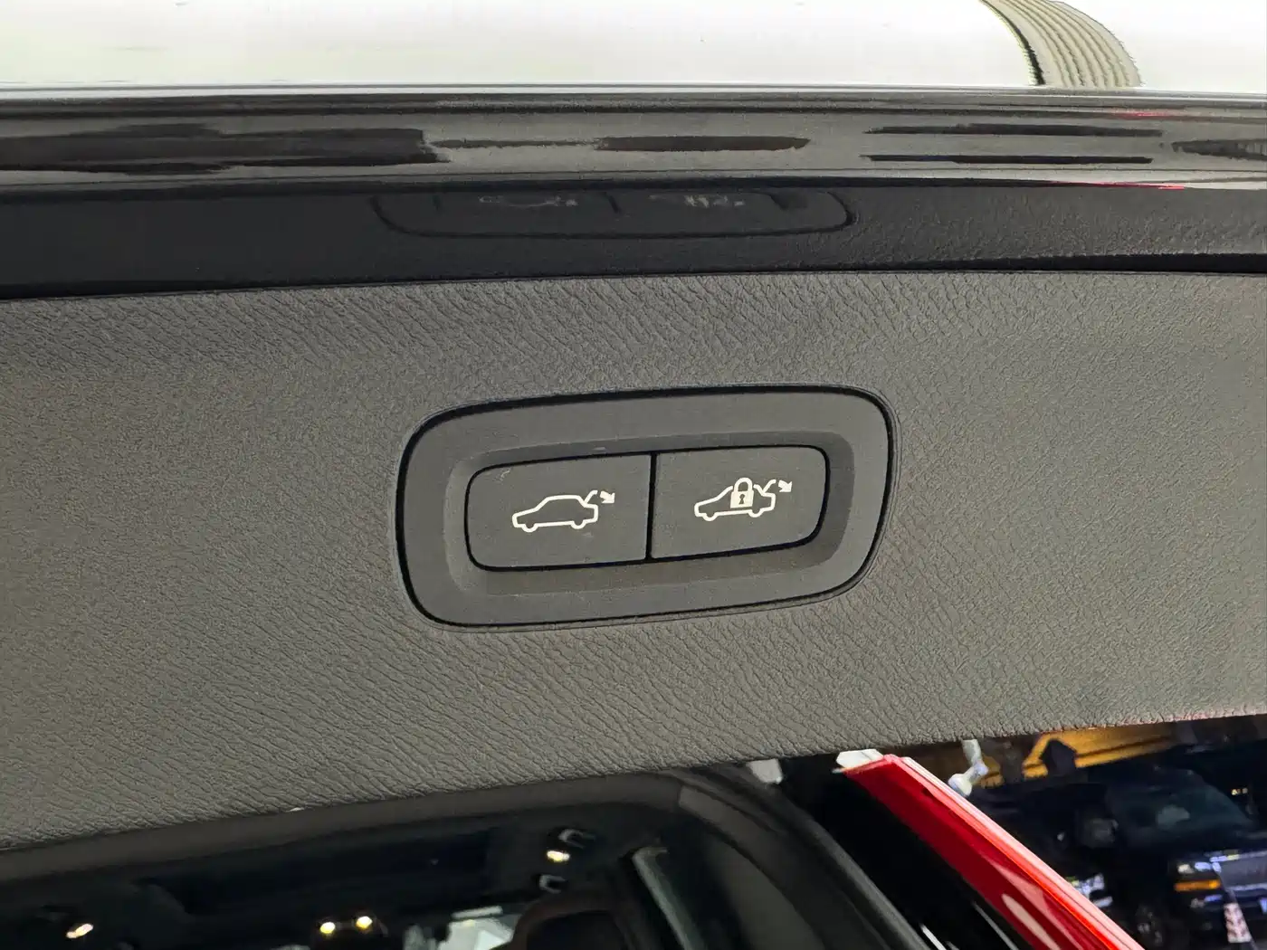 Фото 7 - Volvo XC90