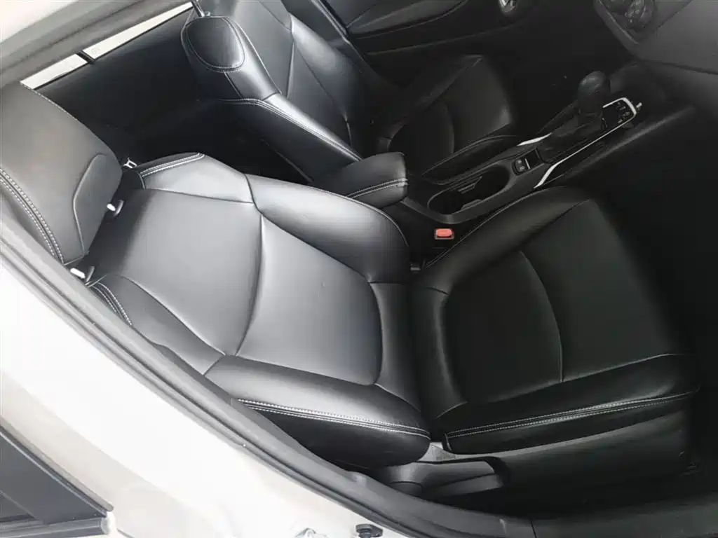 Toyota Corolla 2021 1.2T S-CVT Pioneer Edition фото 25