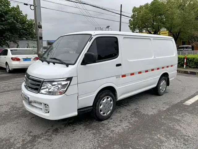Jinbei Jinbei Haise 2020 Model 2.0L Express King Series Luxury Van Standard Roof China VI 1TZS