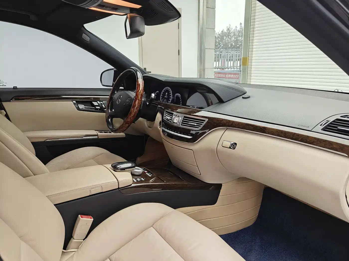 Mercedes-Benz S-Class 2010 S 300 L Luxury фото 14