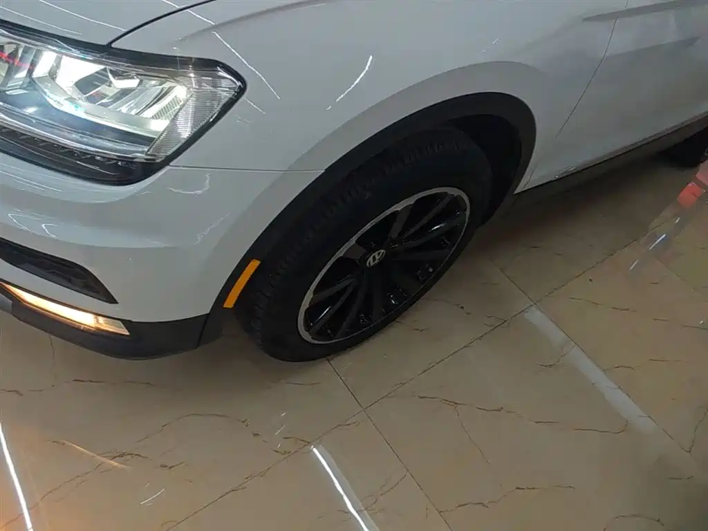 Volkswagen Tiguan 2017 330TSI 4WD Creative фото 23
