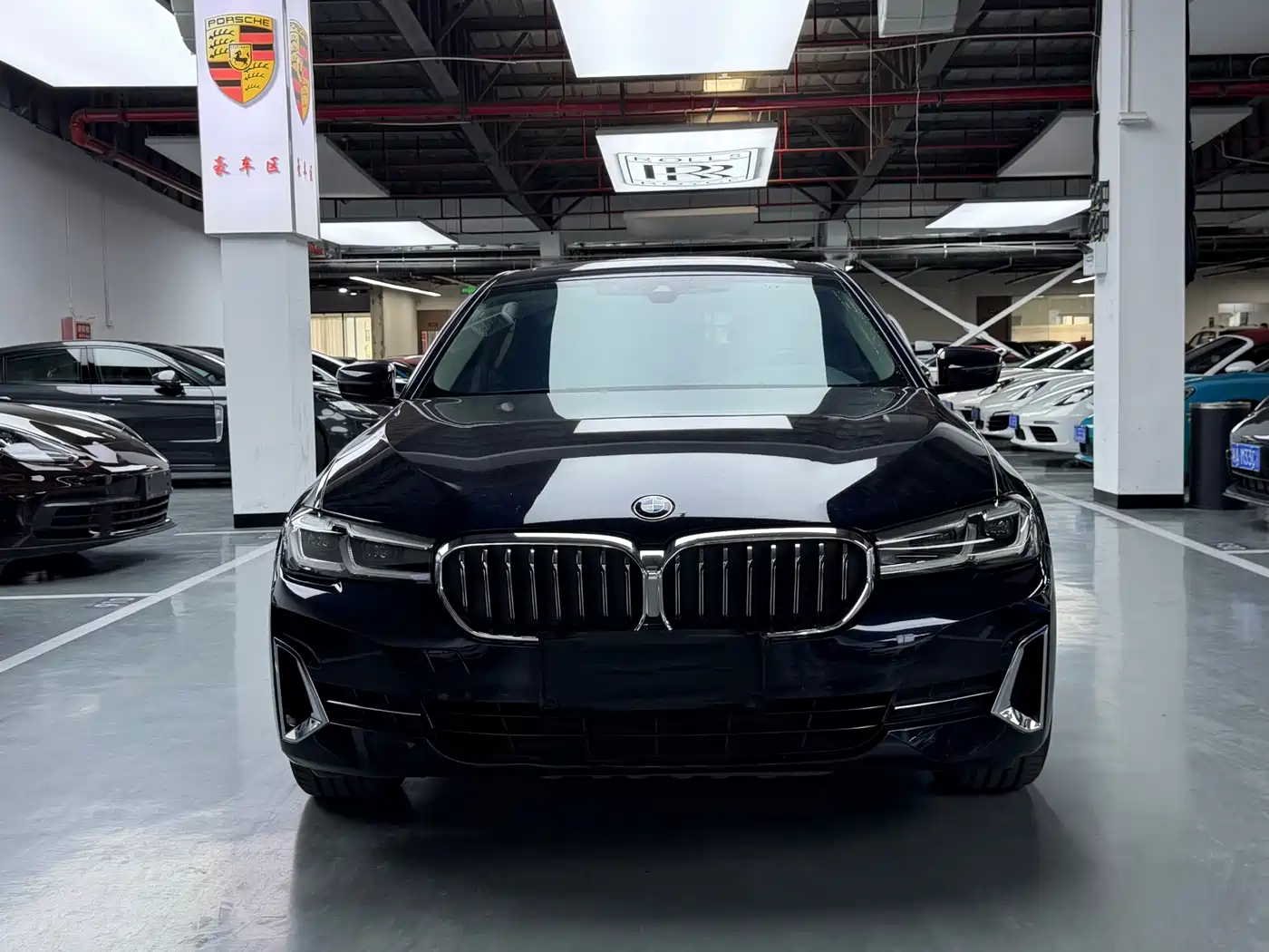 BMW 5 Series 2022 525Li Luxury Package фото 2