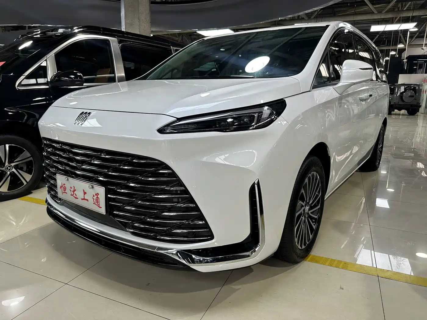 BUICK GL8 NEW ENERGY