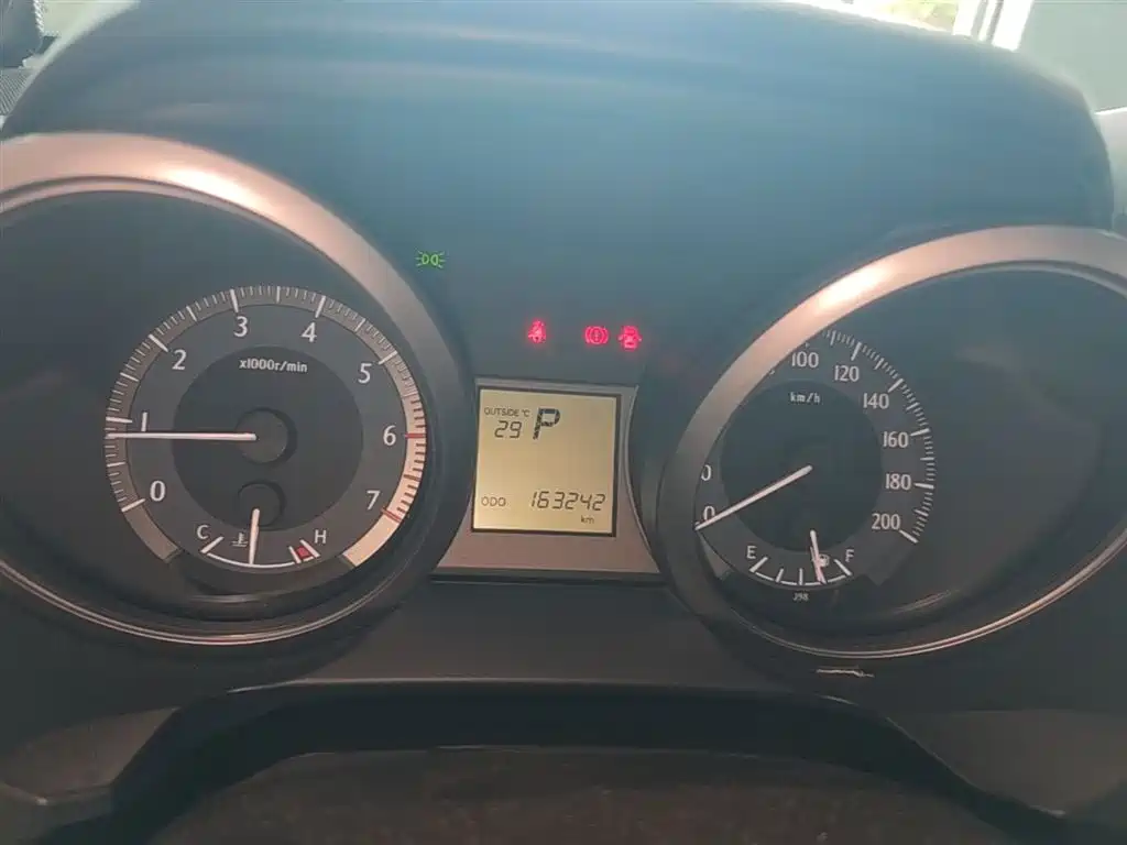 Toyota Prado 2016 2.7L Auto Luxury Edition фото 12
