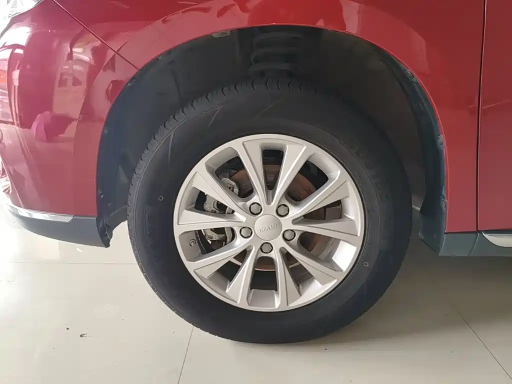 Photo 23 - Haval M6