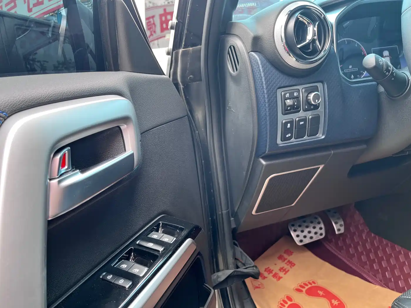 BAIC ORV Beijing Offroad BJ40 2024 2.0D Blade Hero Glory Edition фото 7