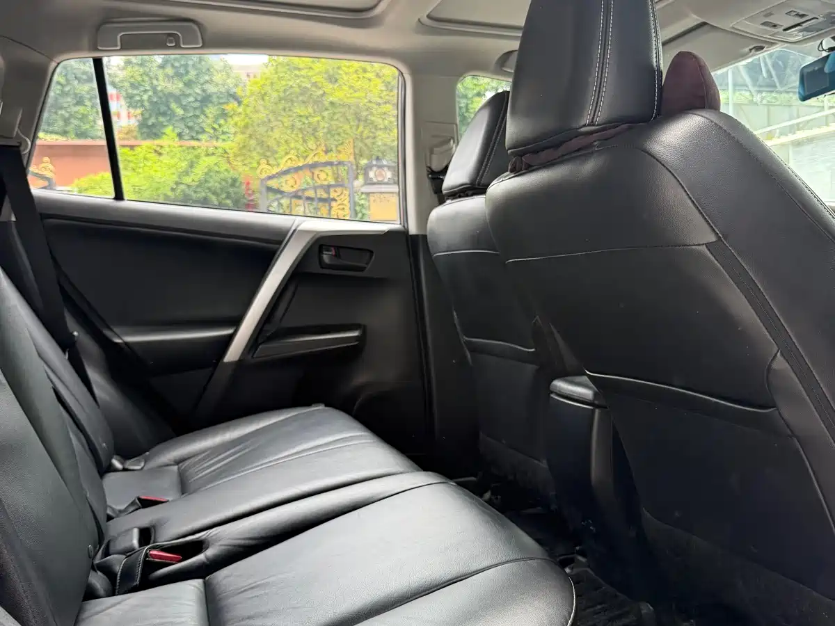 Toyota RAV4 Rongfang 2018 2.5L Automatic 4WD Elite i Edition фото 9