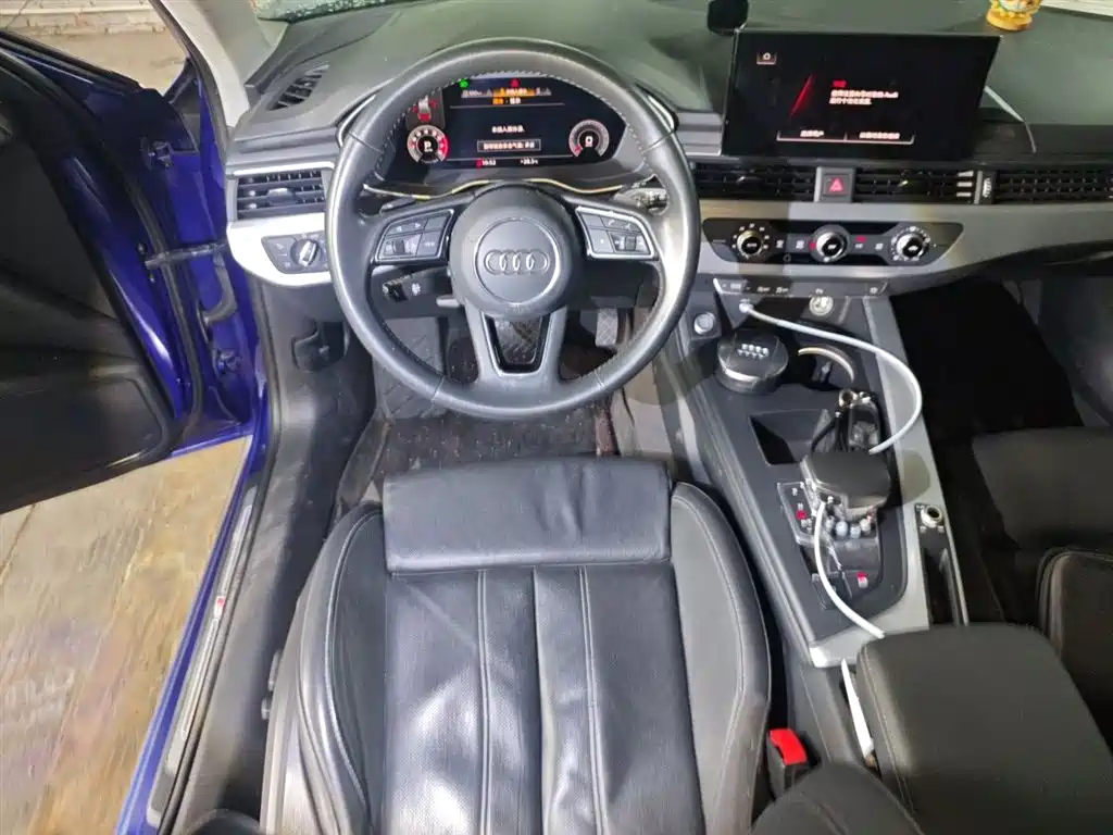Audi A4L 2020 40 TFSI Fashion Dynamic Edition фото 3