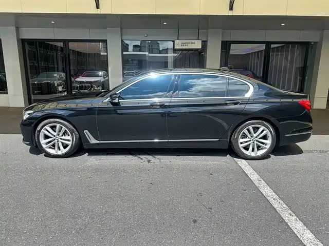 BMW 7 Series 2018 730Li Premium Type Excellence Package — фото 4