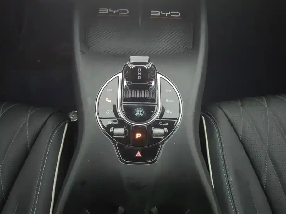 BYD Seal 2023 Champion Edition 550km Elite фото 16