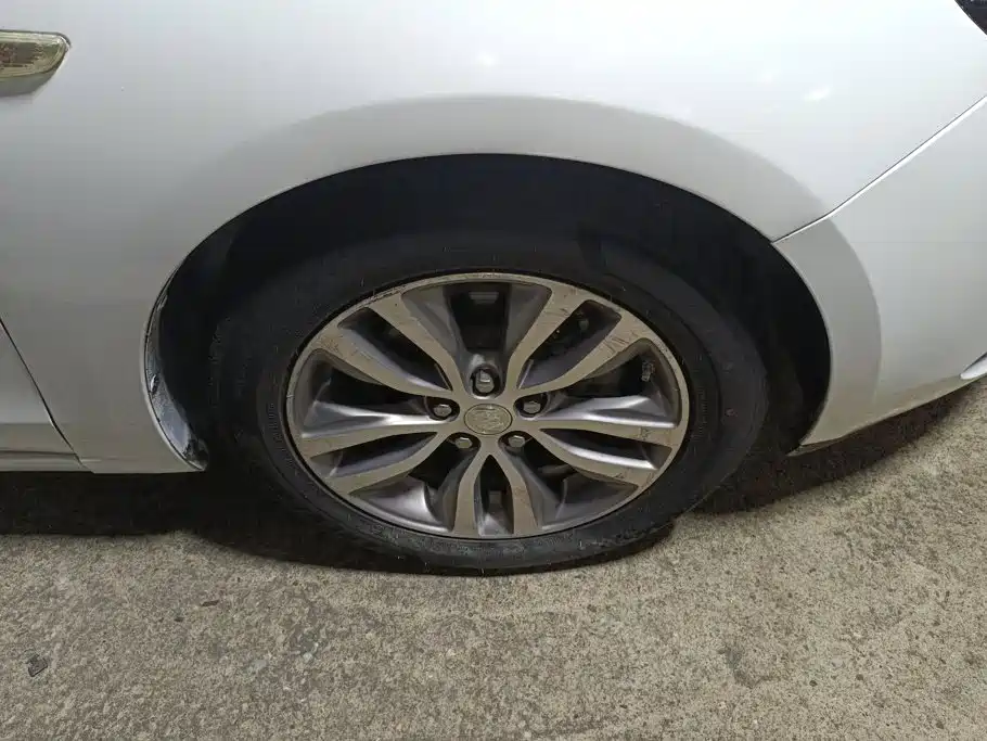 Фото 6 - Buick Excelle