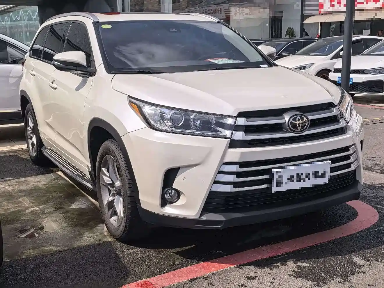 Toyota Highlander 2020 2.0T 4WD Millionth Anniversary Edition 7-Seater фото 3