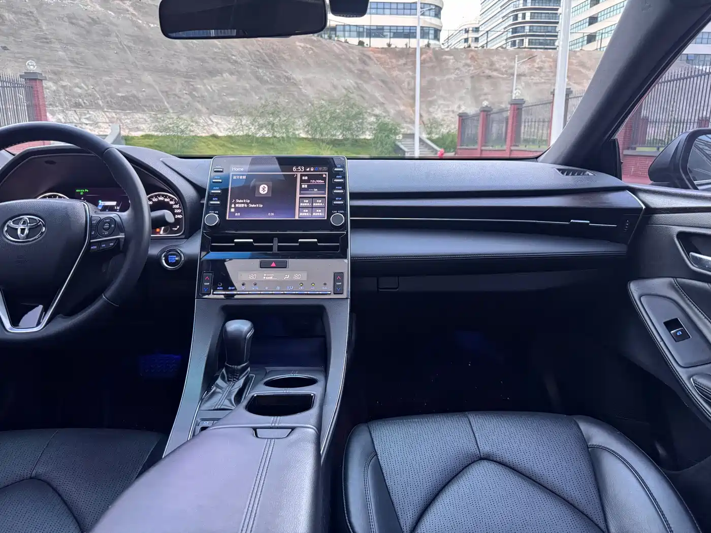 Toyota Avalon 2020 2019 2.0L XLE Premium Edition (China VI)