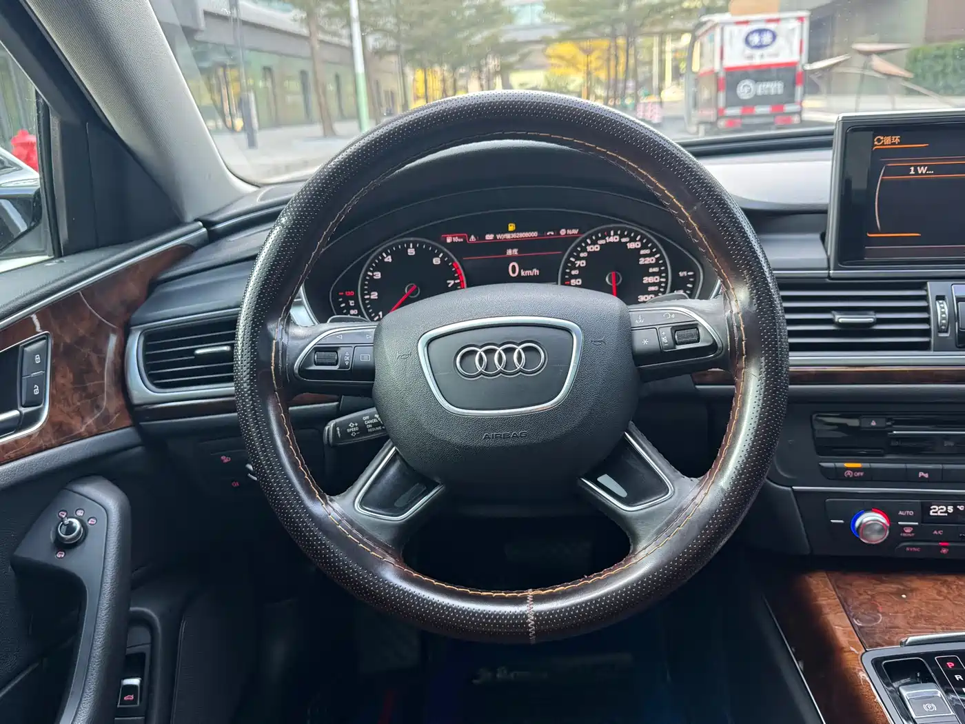 Audi A6L 2016 30 FSI Comfort фото 20