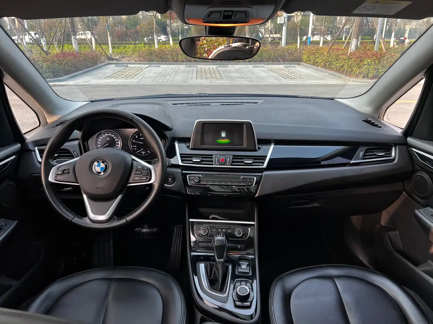 BMW 2 Series Touring 2019 218i Fashion фото 7
