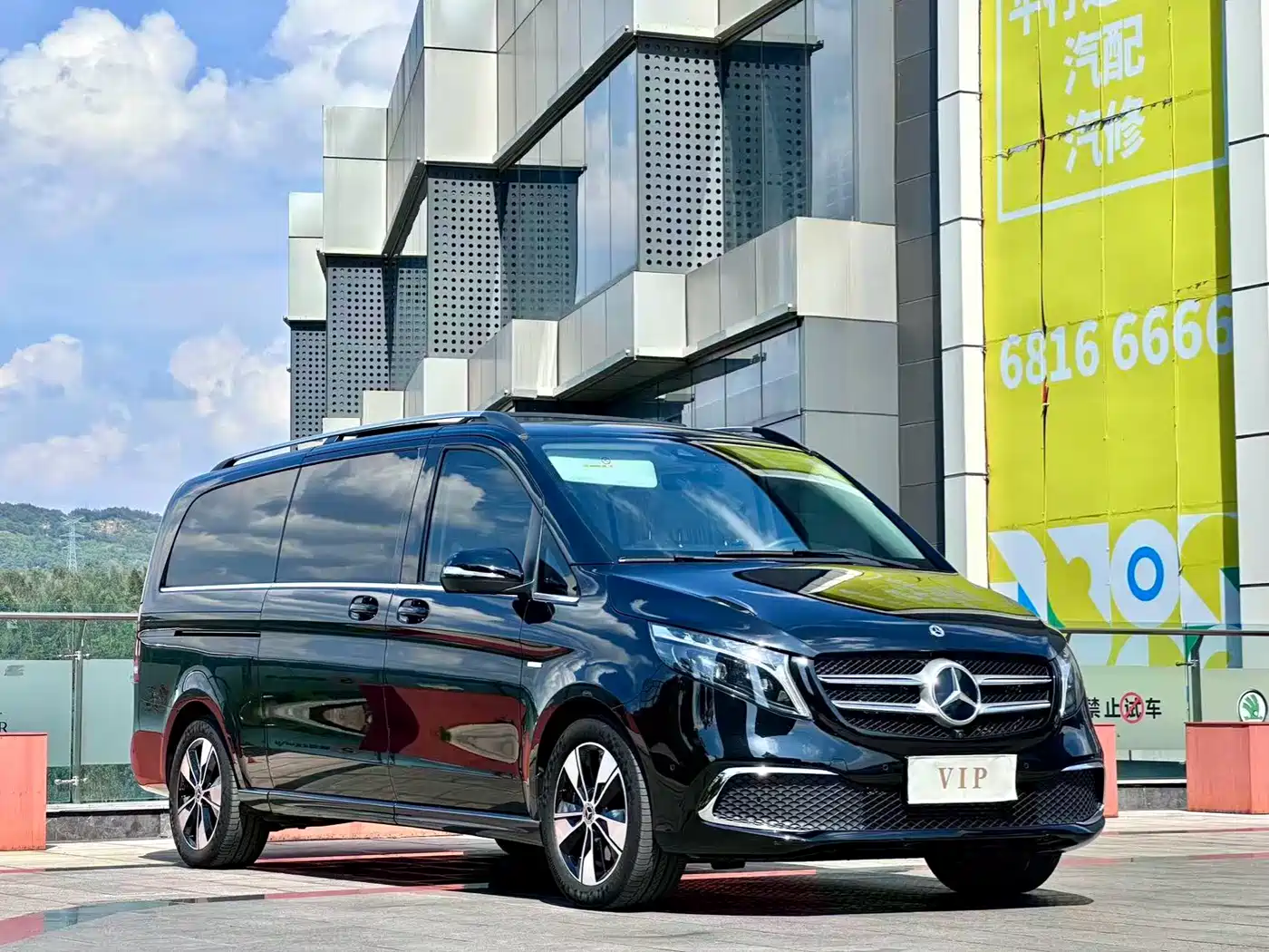 Mercedes-Benz V-Class 2022 V 260 L Long Wheelbase Prestige Edition фото 3