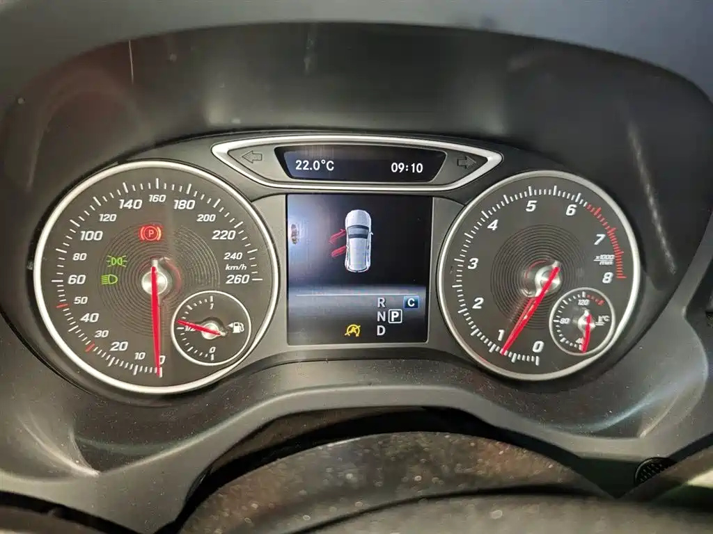 Mercedes-Benz A-Class (Import) 2016 A 180 фото 8