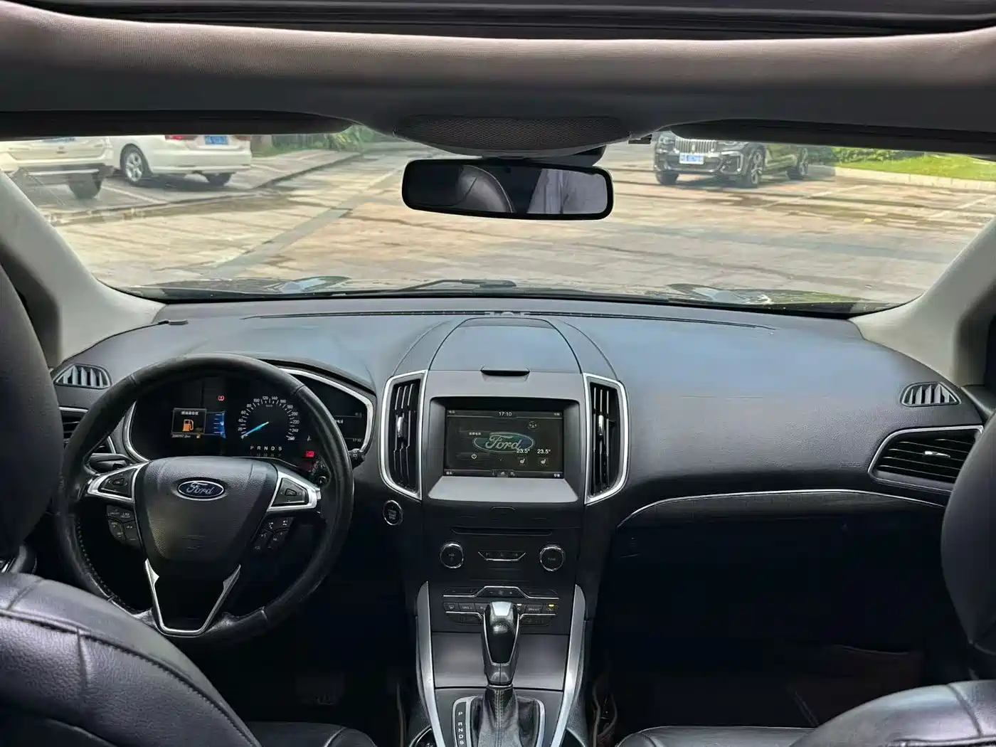 Фото 7 - Ford Edge