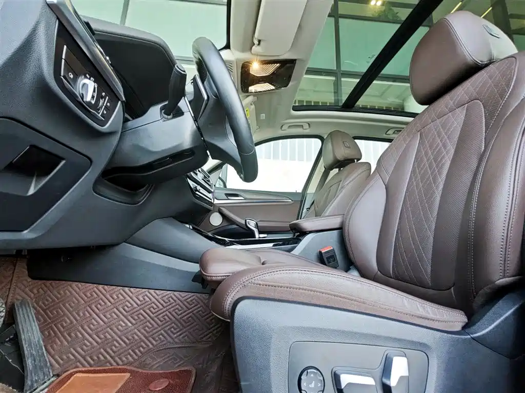 BMW X3 2023 Facelift xDrive30i Leading M Night Package фото 12