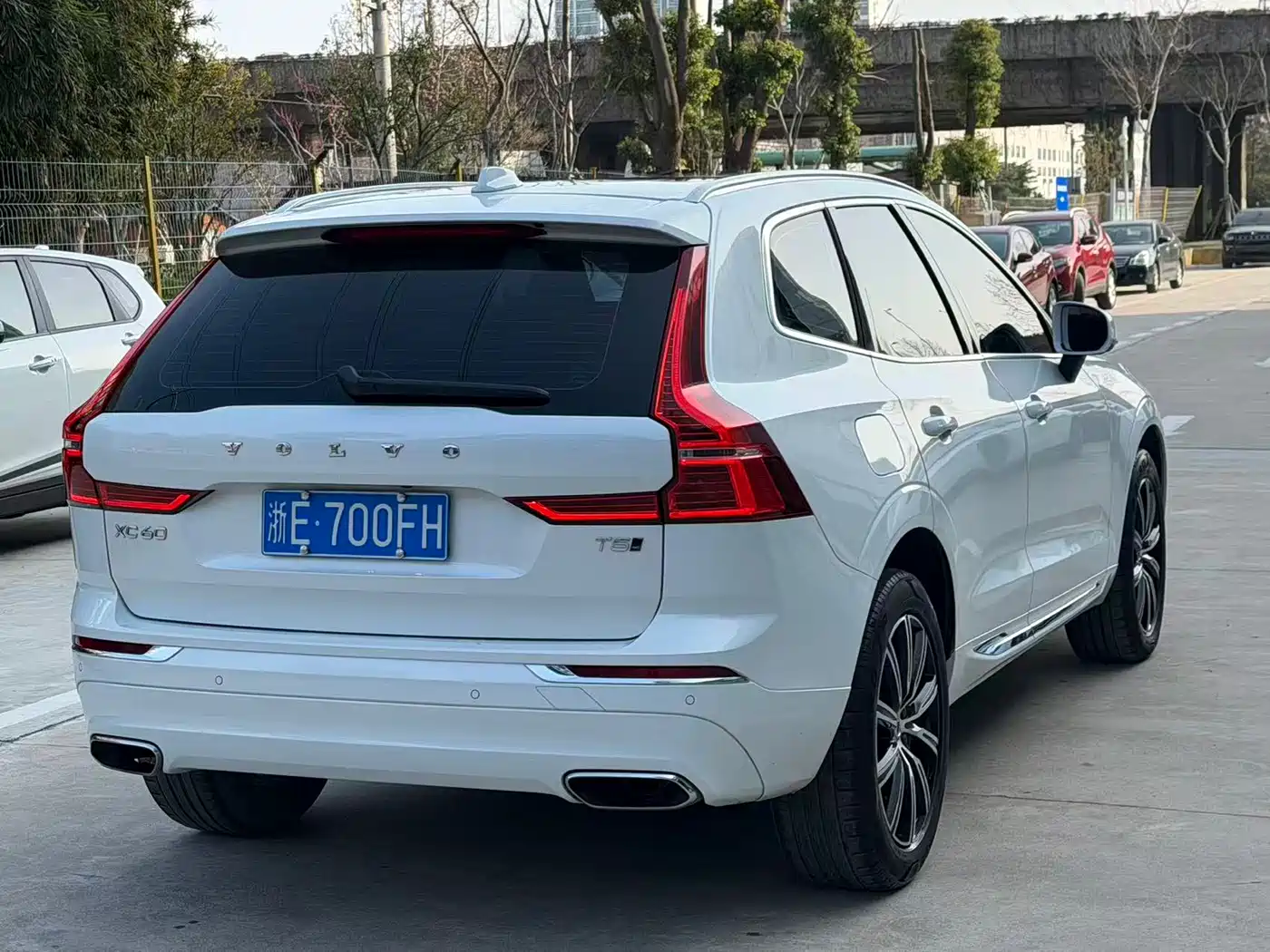 VOLVO XC60