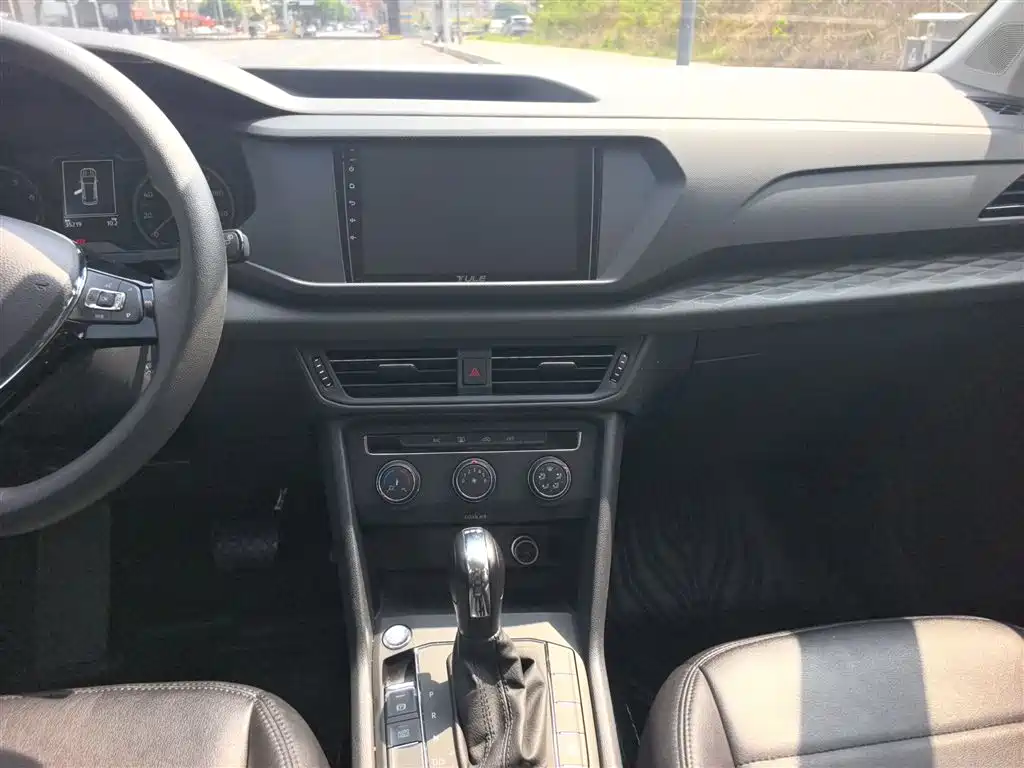 Volkswagen Tharu 2020 280TSI 2WD Trend Edition China VI фото 16
