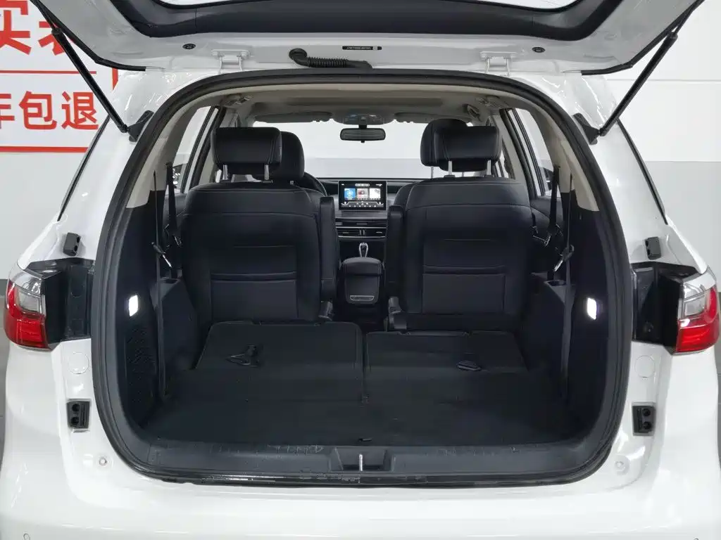 BYD Song MAX New Energy 2020 2019 DM 1.5T Smart Connect Advance 6-seater China VI