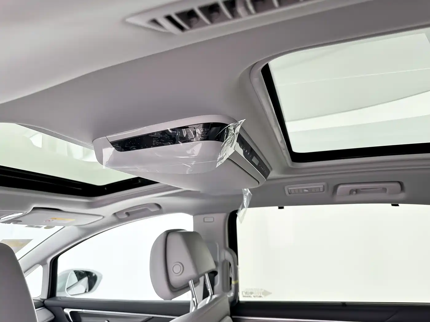Buick GL8 2025 Land Honor Premium Edition фото 8