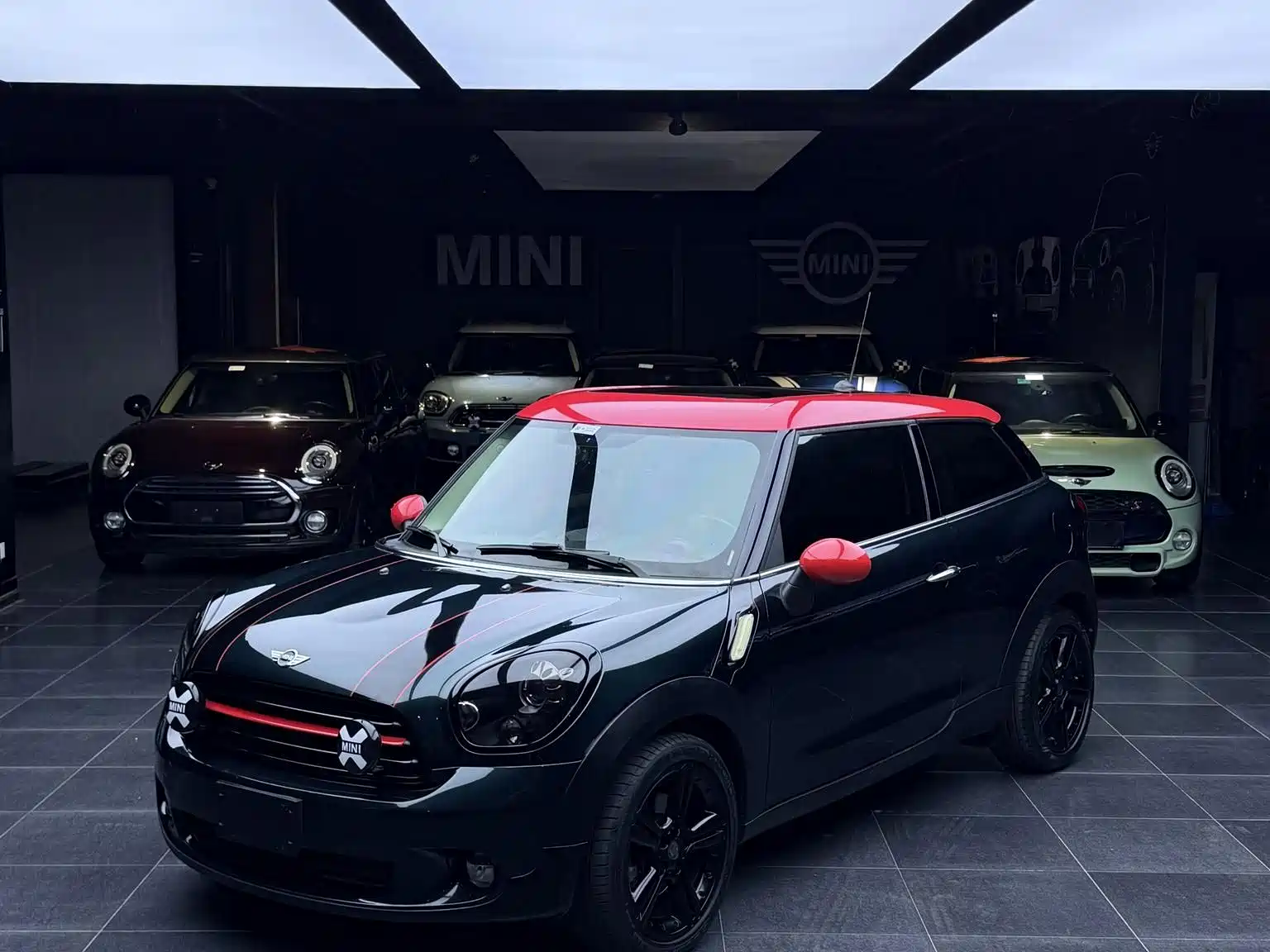 Фото 1 - MINI Paceman