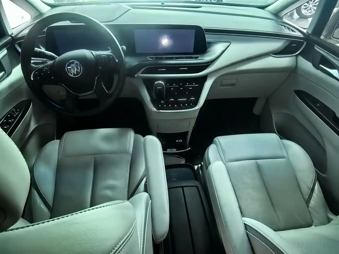 Фото 6 - Buick GL8