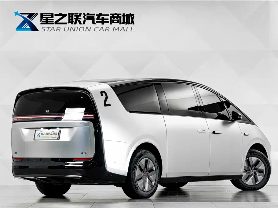 Li Auto MEGA 2025 2025 Model Home Family Special Edition