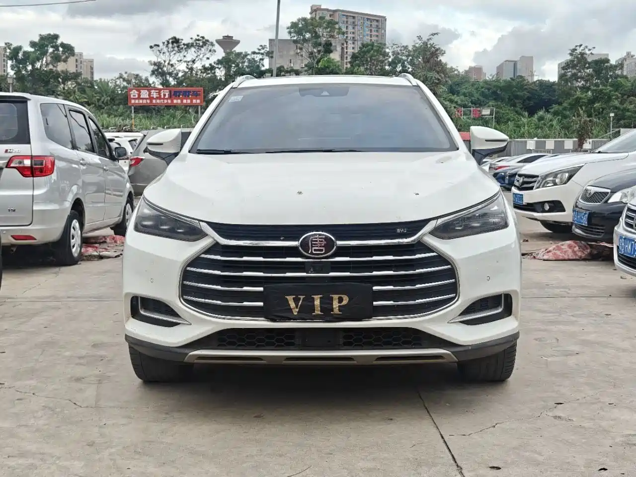 BYD Tang 2019 2018 2.0T Automatic Smart Connection Honor Edition 7-Seater China V