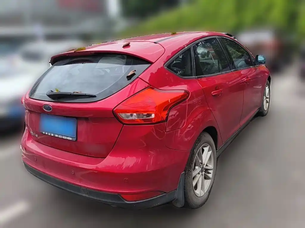 صورة 10 - Ford Focus