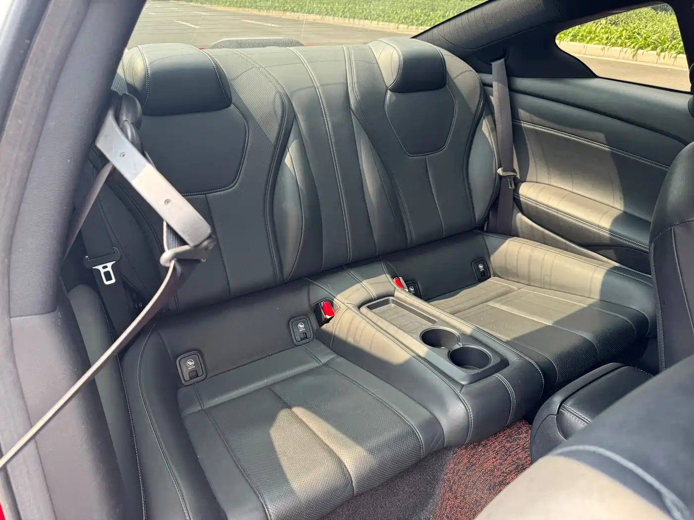 Infiniti Q60 2019 2.0T Luxury Edition фото 10