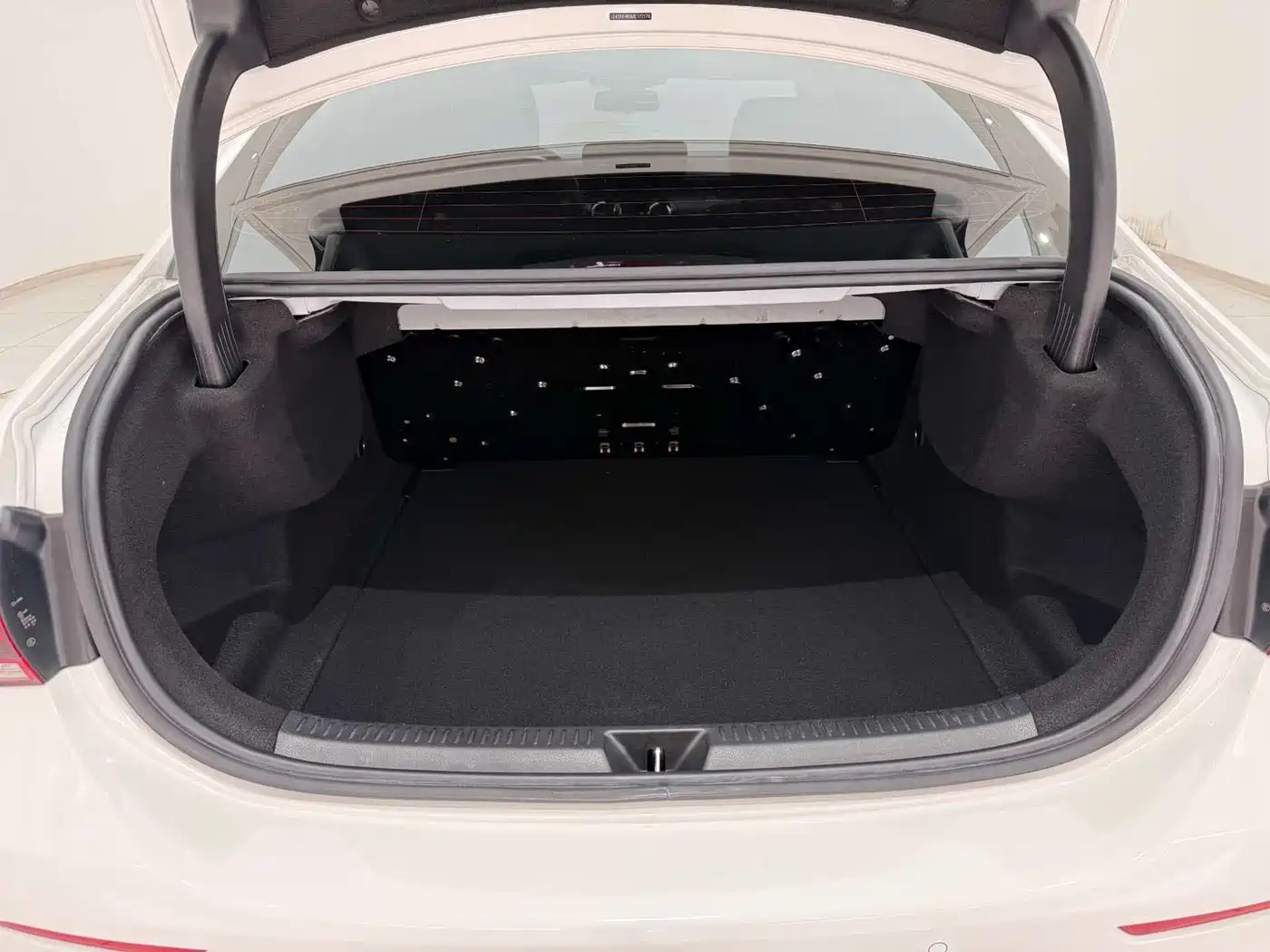 Mercedes-Benz A-Class 2021 A 200 L Sport Sedan Fashion Edition фото 10