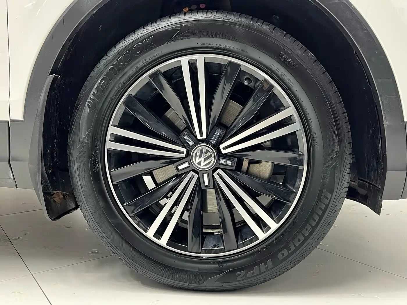 Volkswagen Tiguan L 2017 380TSI Automatic 4WD Luxury Edition фото 8