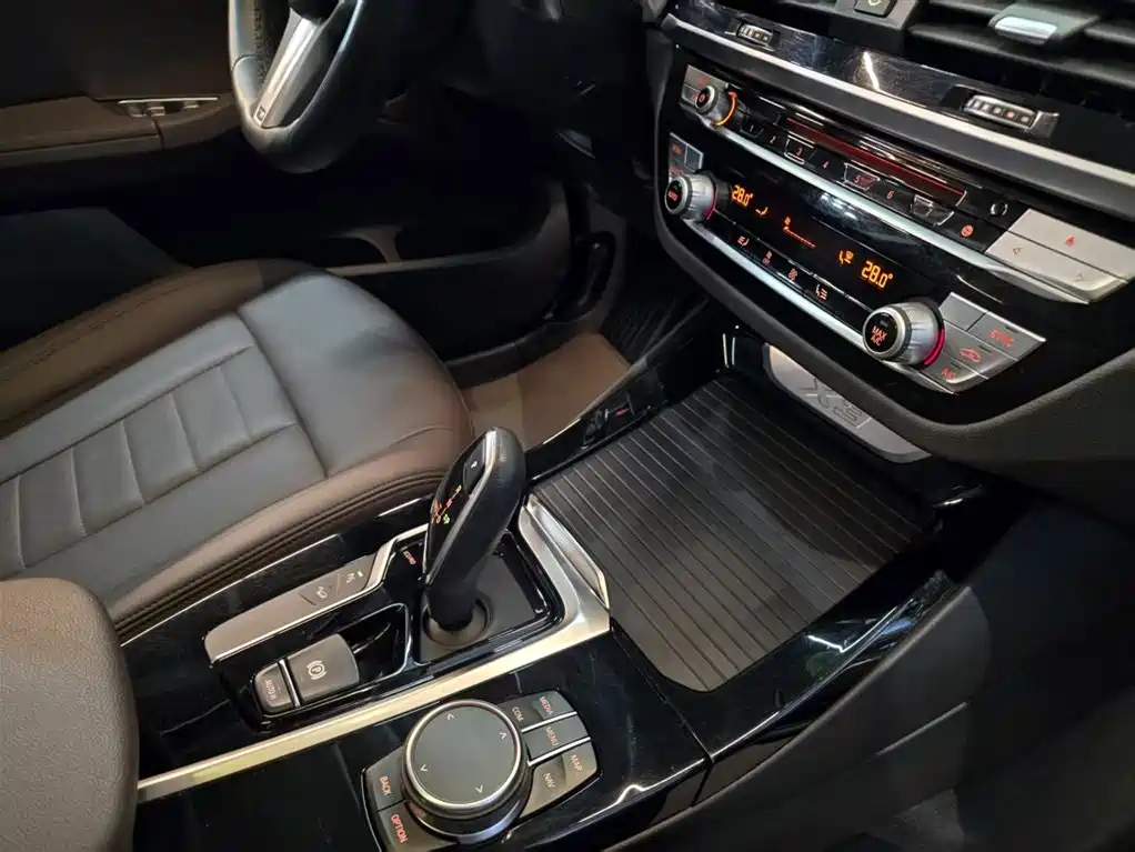BMW X3 2018 xDrive25i M Sport Package China V фото 15
