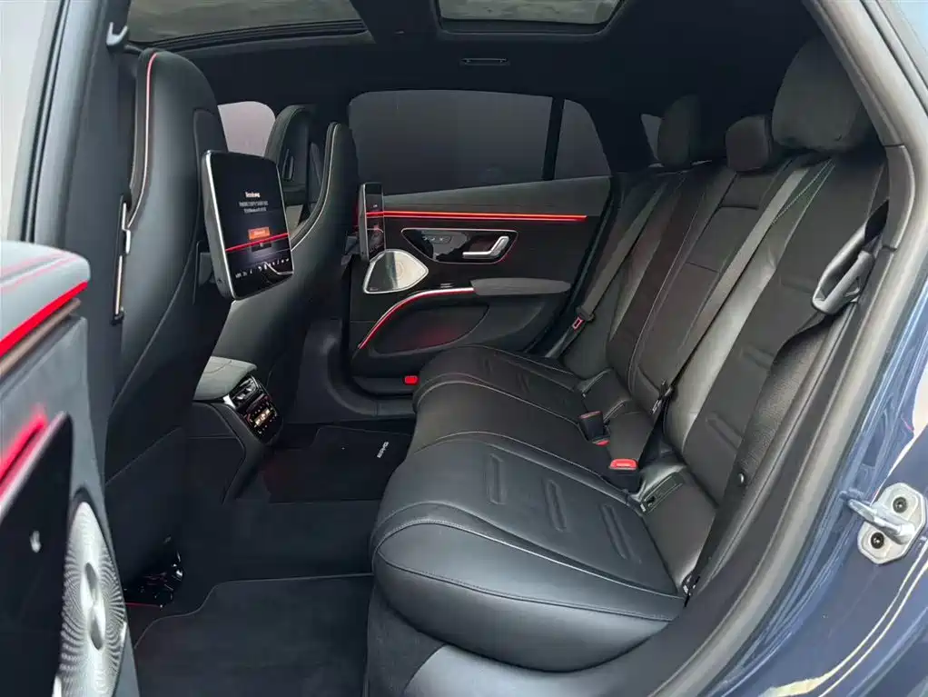 MERCEDES-BENZ EQS AMG