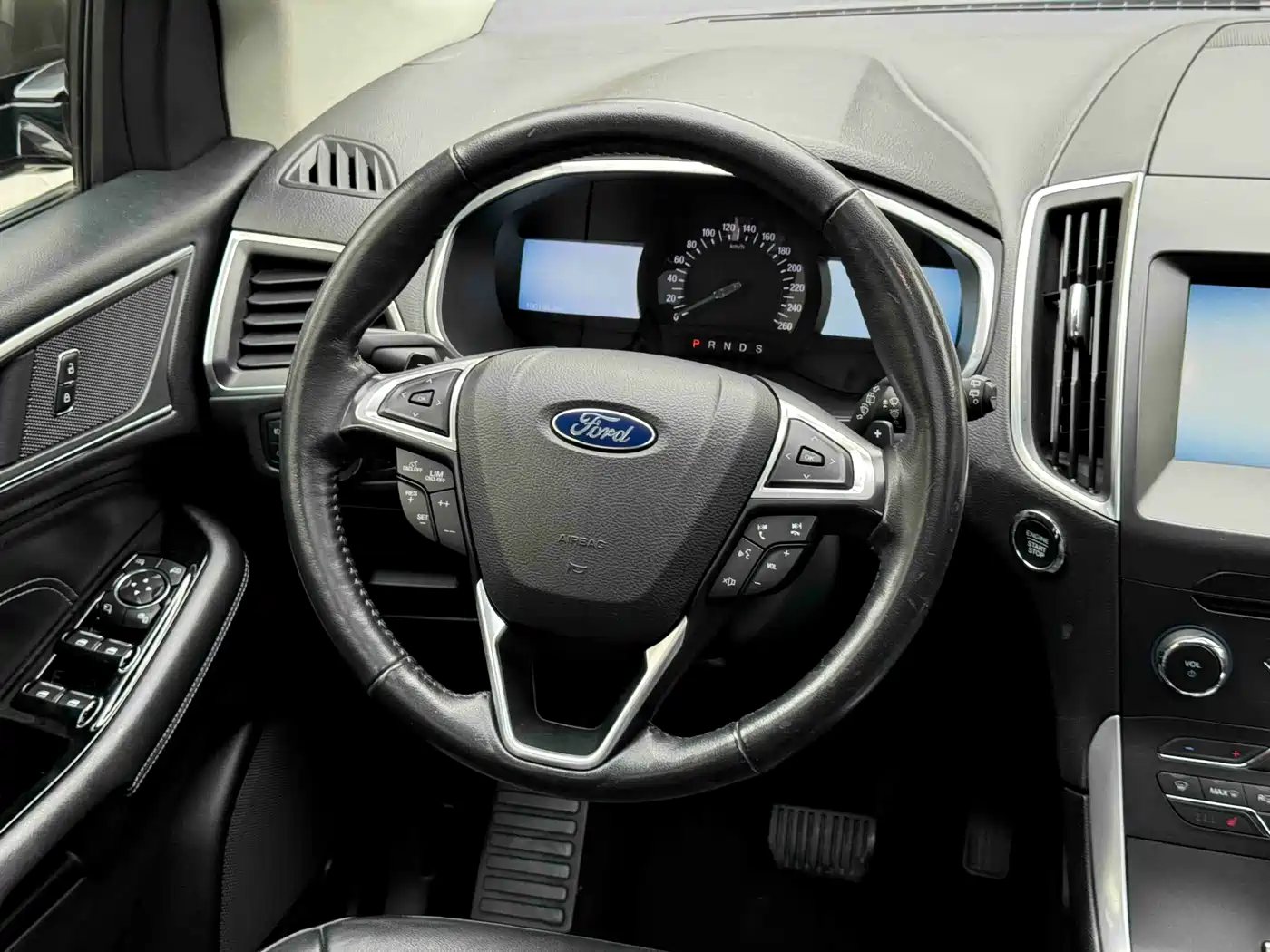Ford Edge 2016 2016 EcoBoost 245 2WD Luxury 7-Seater
