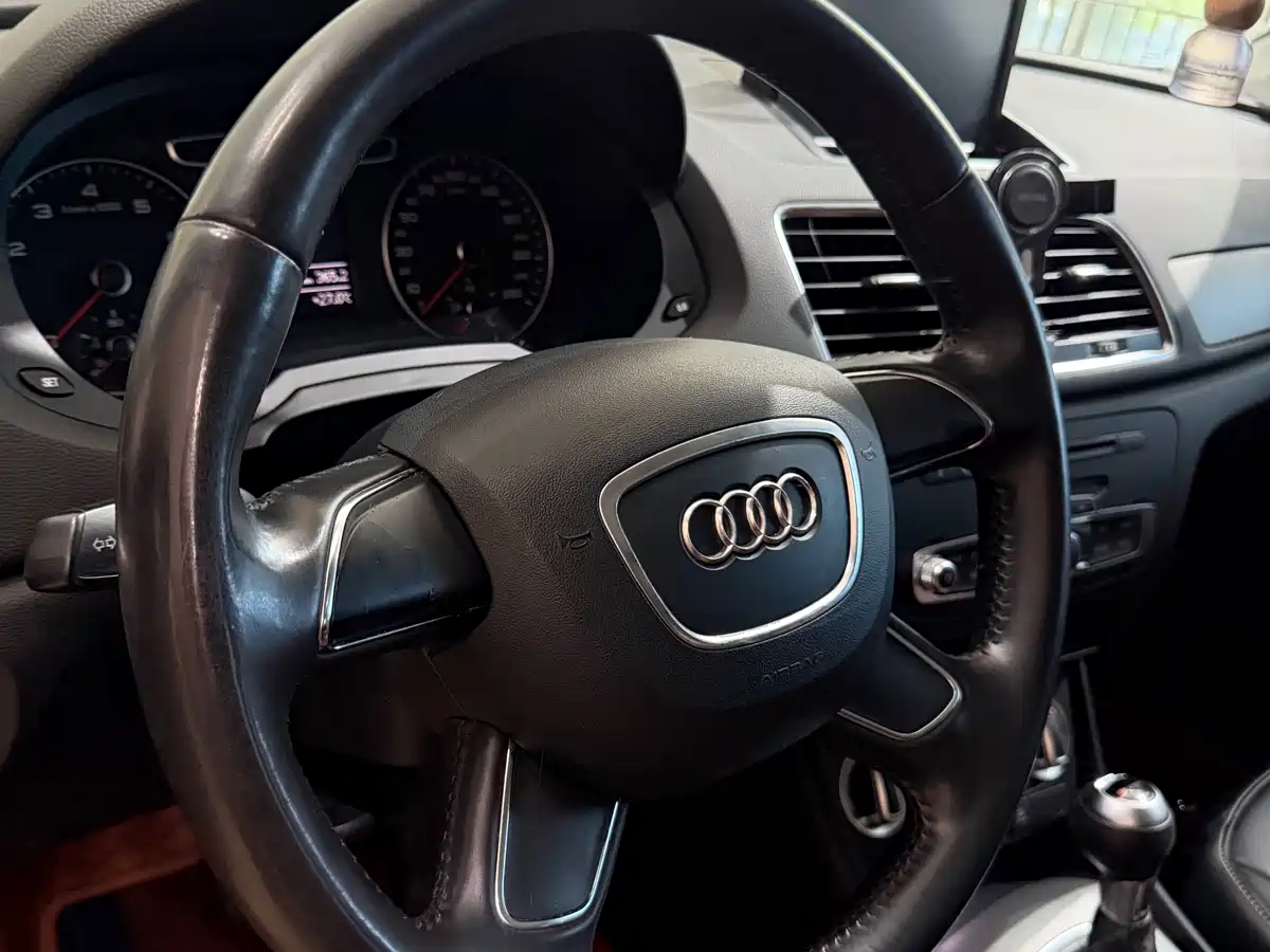 Audi Q3 2013 35 TFSI Progressive фото 16